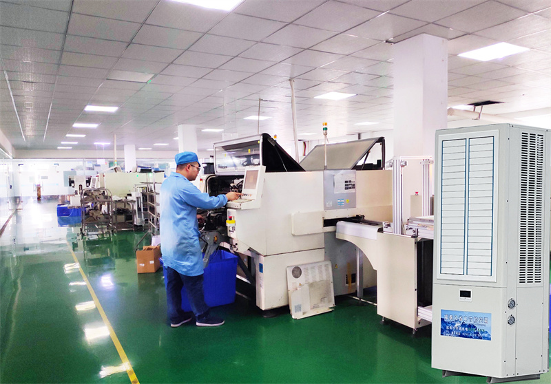 300平生產(chǎn)車間降溫方案!…